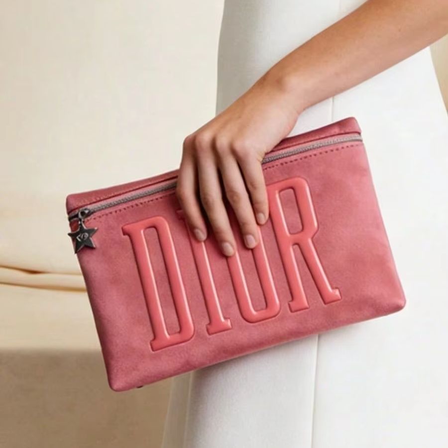 Bolsa de Maquillaje Dior Rosa  - Luxury Skincare Samples reseña y precio