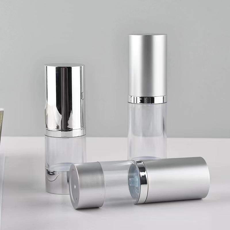 Botella de vacío plateada bril - Luxury Skincare Samples reseña y precio